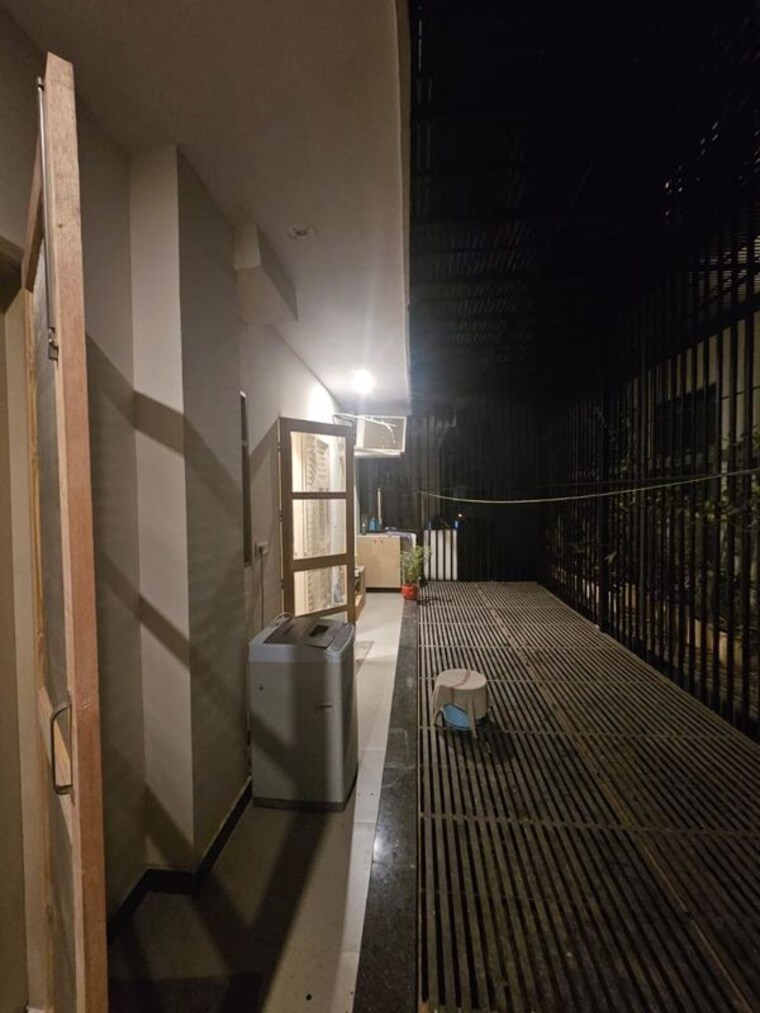 Balcony, sector 57 2 Bedroom 1200 Sq.Ft. Builder Floor In Sector 57 Gurgaon 10444045