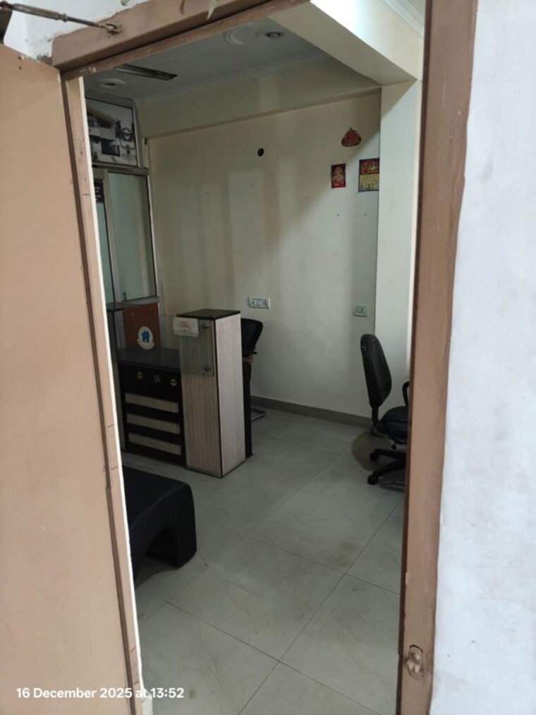 undefined, mahanagar Commercial Office Space 550 Sq.Ft. In Mahanagar Lucknow 10444026