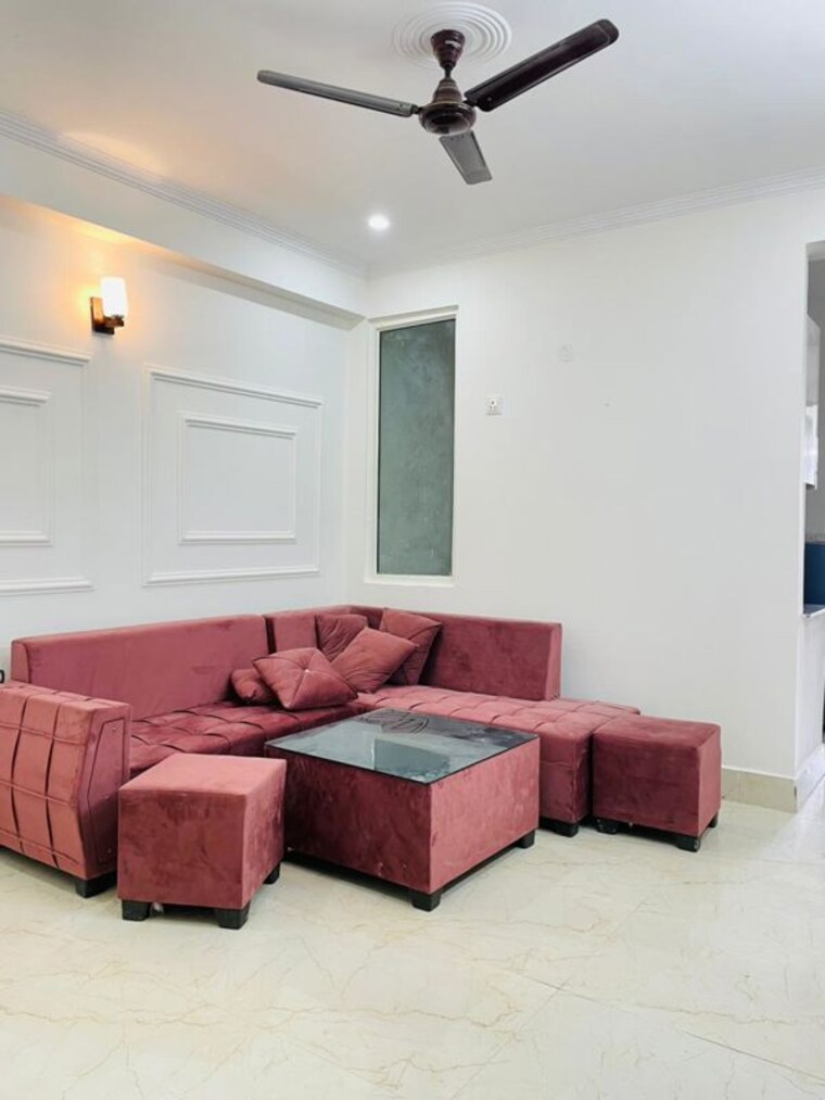 Living Room, freedom fighters enclave 1 Bedroom 650 Sq.Ft. Apartment In Freedom Fighters Enclave Delhi 10444098