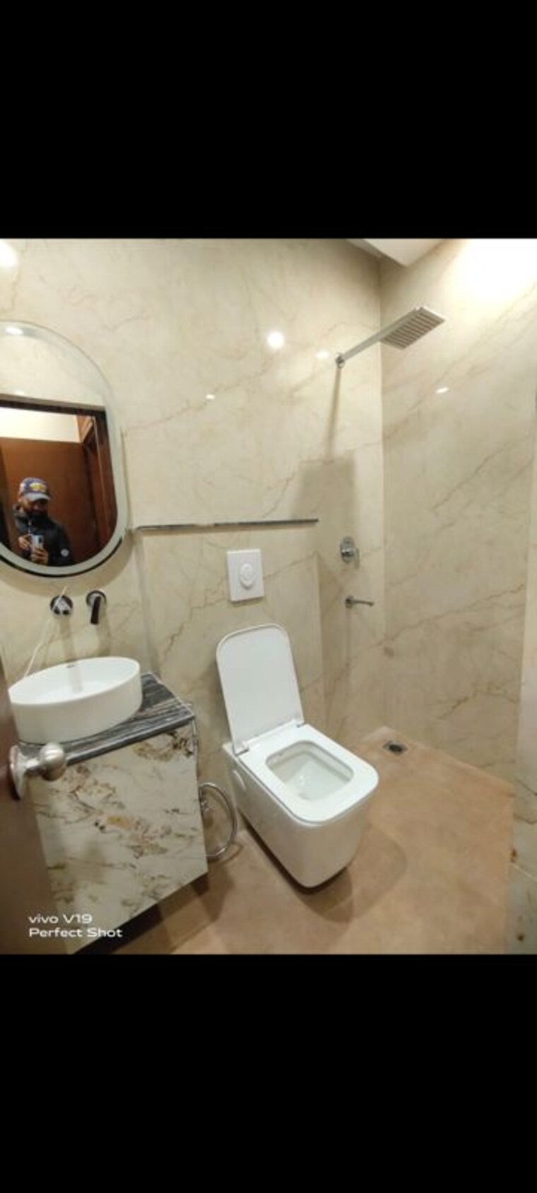 Bathroom, east of kailash 3 Bedroom 160 Sq.Yd. Builder Floor In East Of Kailash Delhi 10444125