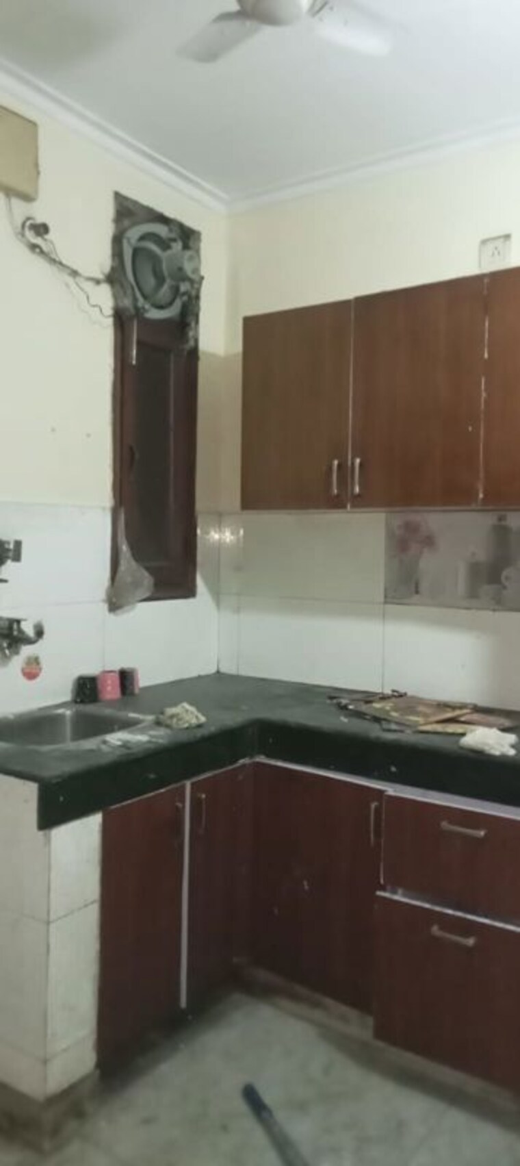 Kitchen, jawahar nagar 2 Bedroom 70 Sq.Yd. Builder Floor In Jawahar Nagar Delhi 10444133