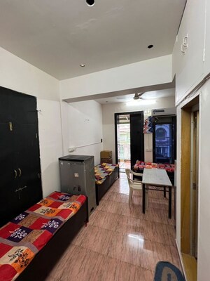Bedroom in  Pg at Khetwadi – for Rent