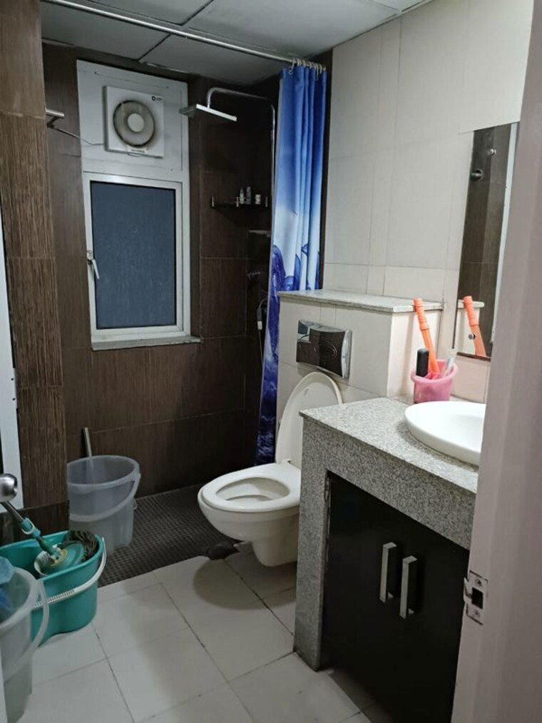 Team Area, raheja-atharva 3 Bedroom 1803 Sq.Ft. Apartment In Sector 109 Gurgaon 10444132