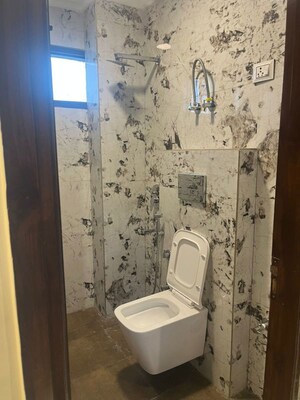 Bathroom in 2 BHK Independent House at Paschimpuri – for Rent
