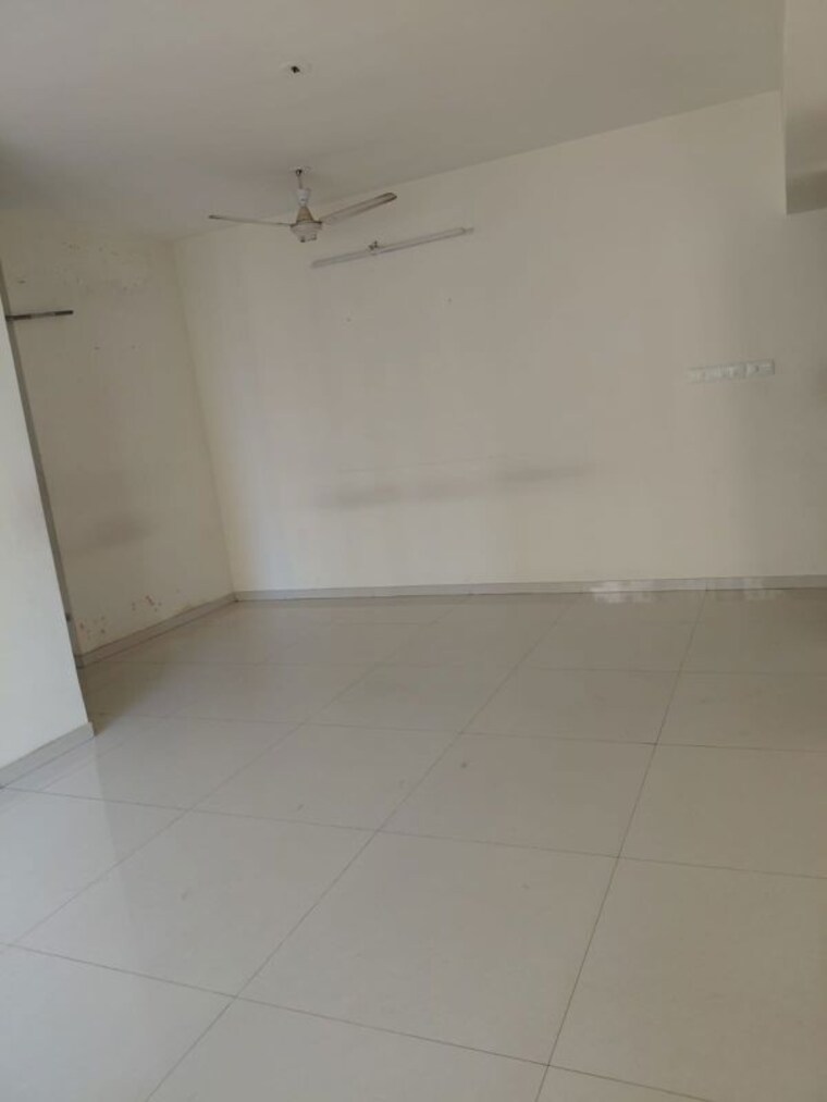 Room, rustomjee-urbania-azziano 3 Bedroom 1000 Sq.Ft. Apartment In Thane West Thane 10444157