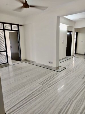 Room in 3 BHK Apartment at Dwarka – for Rent