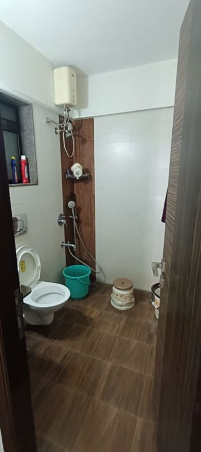 Bathroom, jyoti-complex 1 Bedroom 400 Sq.Ft. Apartment In Goregaon East Mumbai 10444205