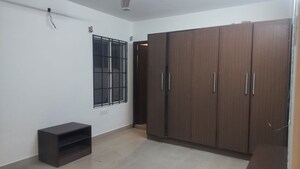 Room in 3 BHK Apartment at Jubilee Hills – for Rent