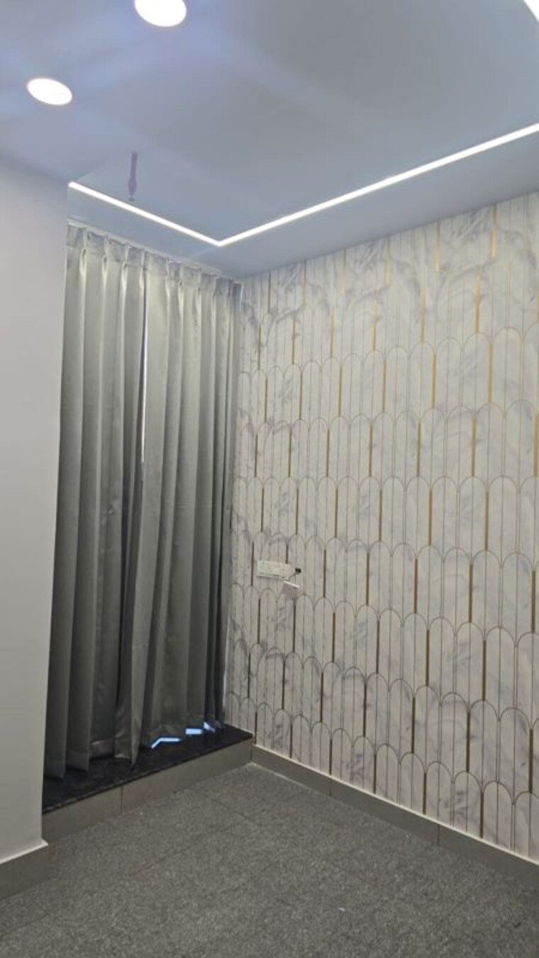 undefined, sector 63 Commercial Office Space 3000 Sq.Ft. In Sector 63 Noida 10444206