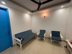 Living Room in 2 BHK Builder Floor at South Extension ii – for Rent