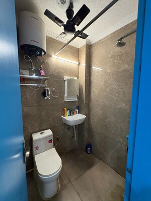 Bathroom in 2 BHK Builder Floor at South Extension ii – for Rent