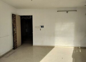 Room in 3 BHK Apartment at Wadhwa The Address Boulevard, Ghatkopar West – for Rent