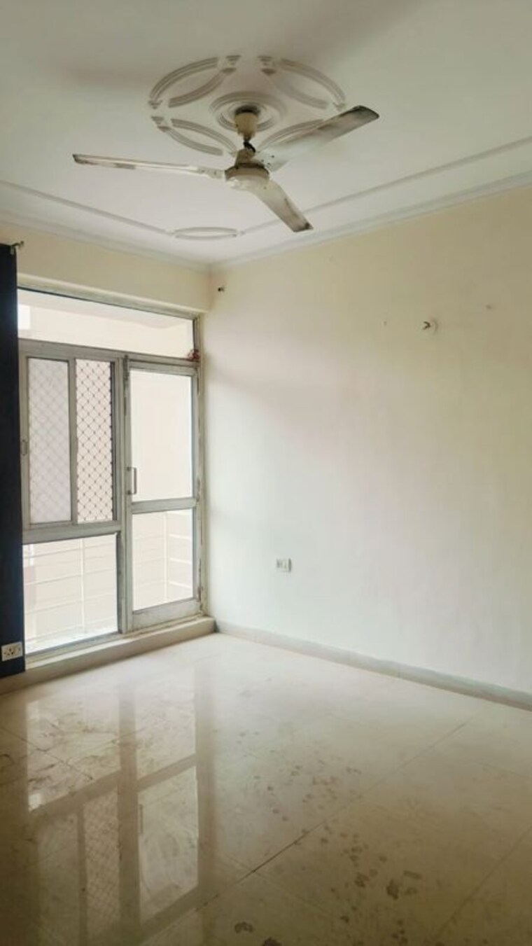 Room, bptp-discovery-park 3 Bedroom 1572 Sq.Ft. Apartment In Sector 80 Faridabad 10444260