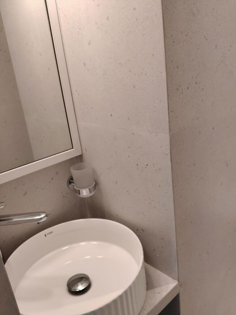 Bathroom, bajaj-jade 2 Bedroom 1000 Sq.Ft. Apartment In Pali Hill Mumbai 10444276