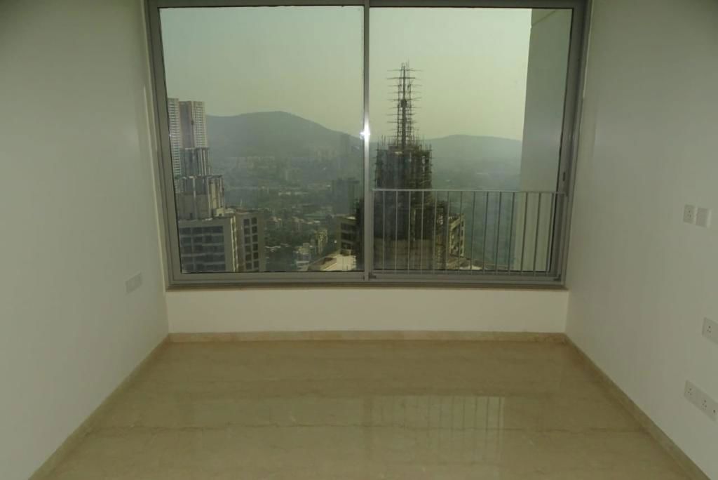 3 BHK + Store Room 1502 Sq.Ft. Apartment in Oberoi Realty Esquire