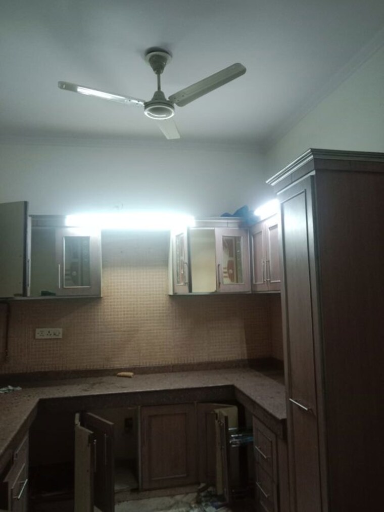 Kitchen, janakpuri 3 Bedroom 800 Sq.Ft. Apartment In Janakpuri Delhi 10444266