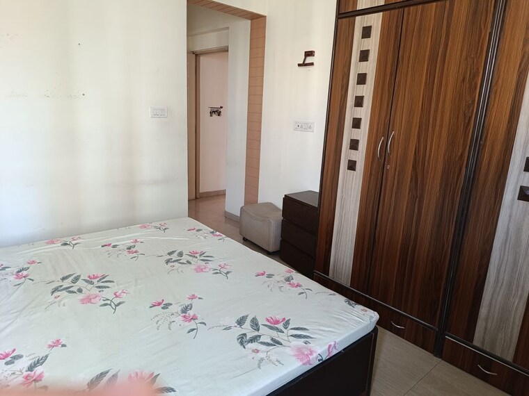 Bedroom, vijay-vilas-vega-building-1-to-6-chs-ltd 3 Bedroom 1200 Sq.Ft. Apartment In Kavesar Thane 10444320