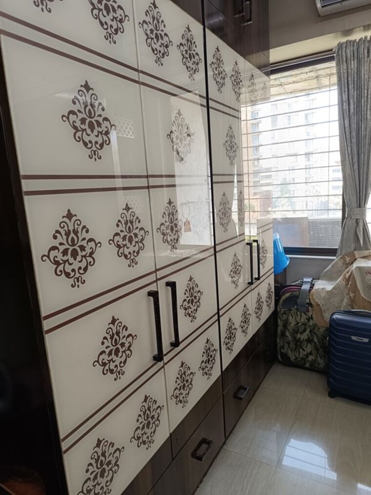 Team Area, vijay-vilas-vega-building-1-to-6-chs-ltd 3 Bedroom 1200 Sq.Ft. Apartment In Kavesar Thane 10444320