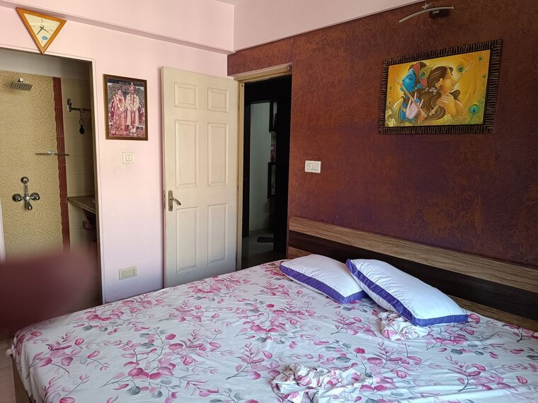 Bedroom, vijay-vilas-vega-building-1-to-6-chs-ltd 3 Bedroom 1200 Sq.Ft. Apartment In Kavesar Thane 10444320