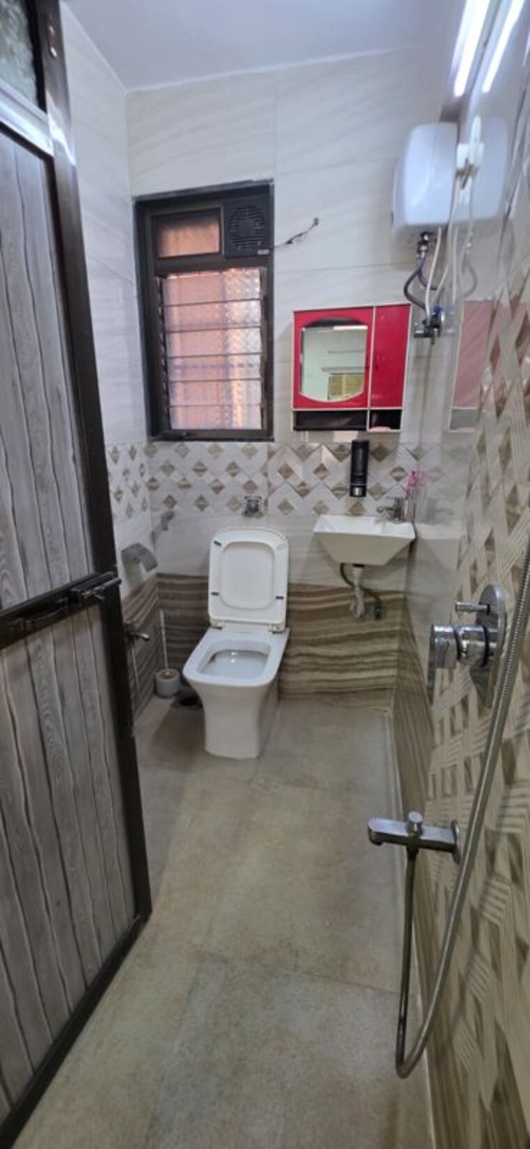 Bathroom, poddar-samadhan-apartments 2 Bedroom 900 Sq.Ft. Apartment In Goregaon West Mumbai 10444321