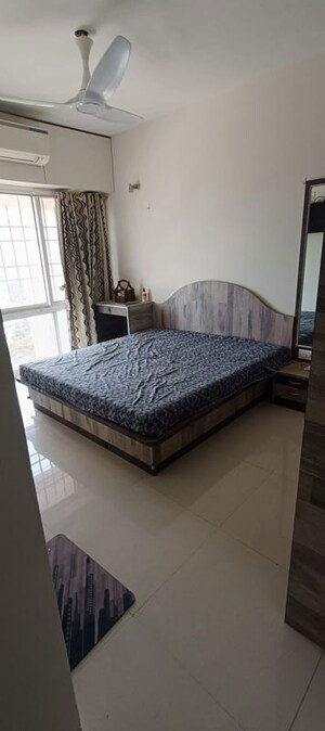 Bedroom in 2 BHK Apartment at Riddhi Tower, Malad East – for Rent