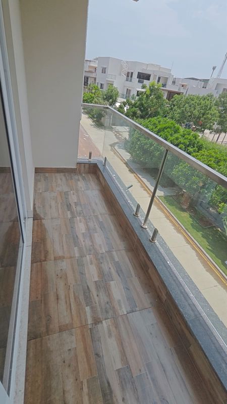 4 BHK + Pooja Room,Servant Room 5000 Sq.Ft. Villa in Legend Chimes