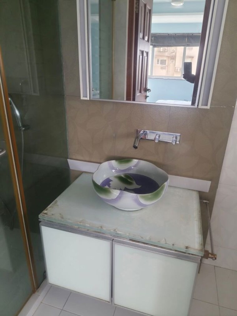 Bathroom, palm-springs-cuffe-parade 2 Bedroom 1100 Sq.Ft. Apartment In Cuffe Parade Mumbai 10444417