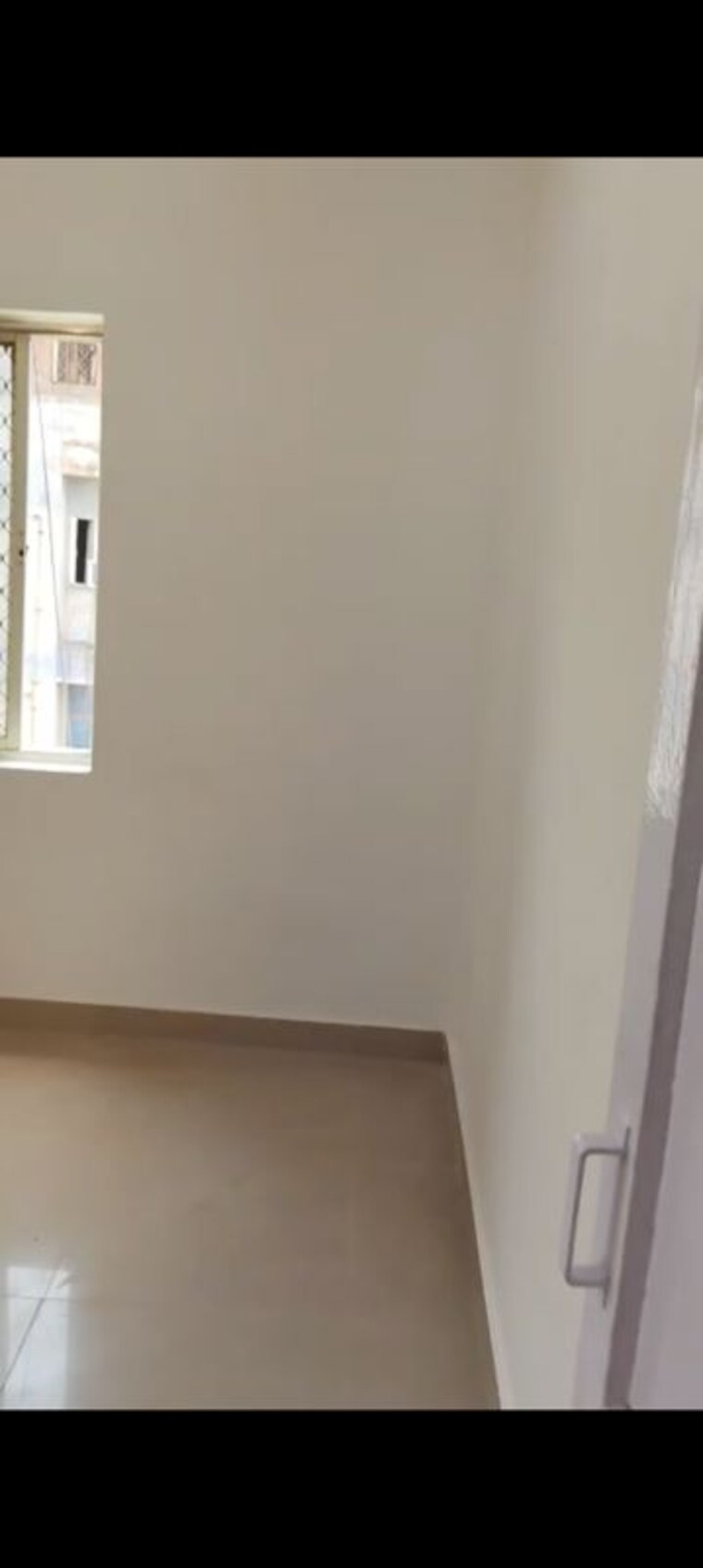 Room, jal-vayu-vihar-noida 2 Bedroom 900 Sq.Ft. Apartment In Sector 21 Noida 10444420