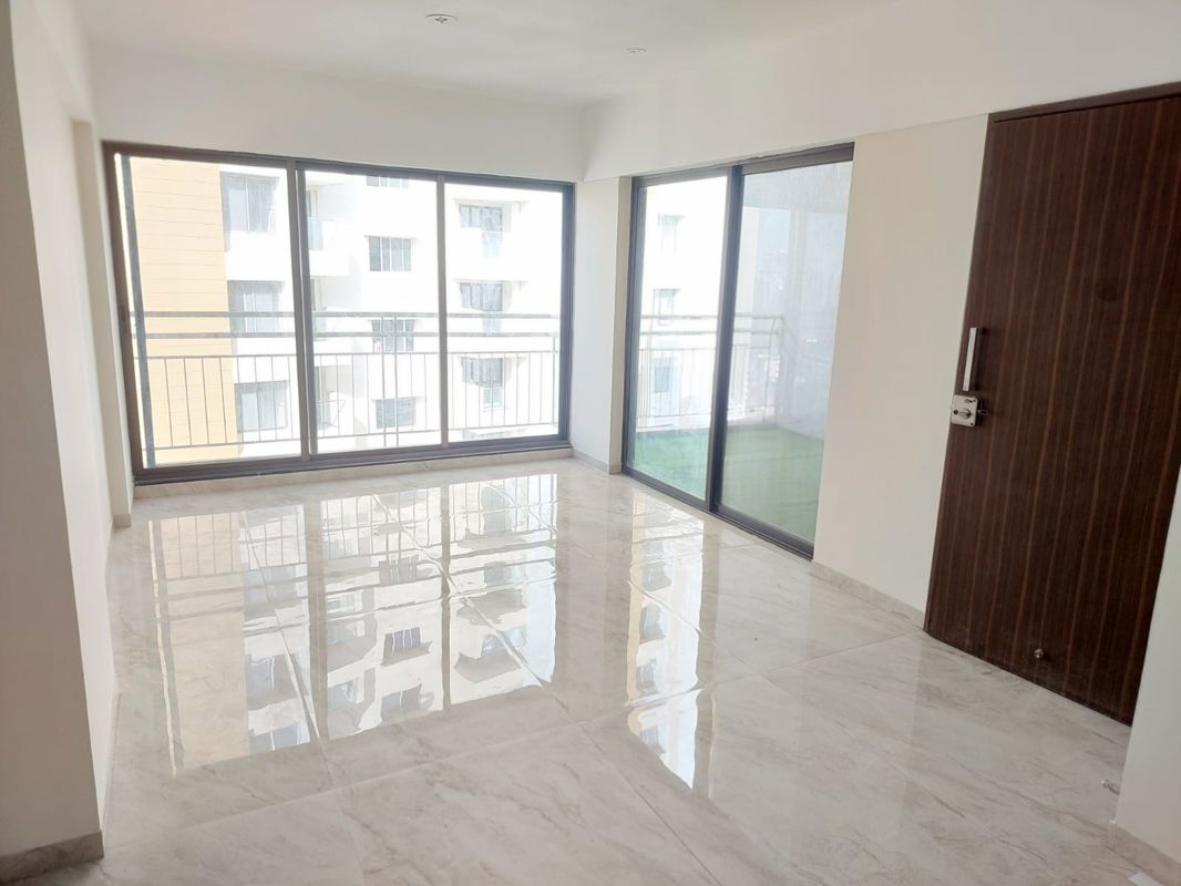 2 BHK 836 Sq.Ft. Apartment in RBS Meriton Heights