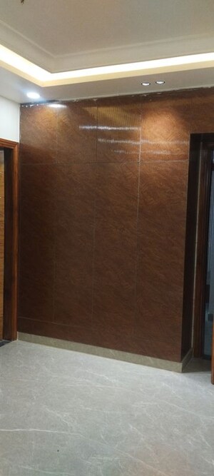 Furnished Amenities in 4 BHK Builder Floor at Sector 85 – for Sale
