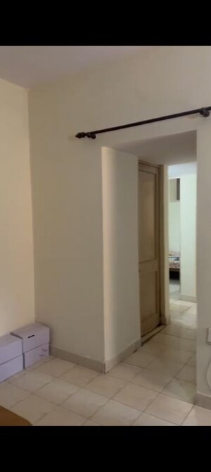 Room in 2 BHK Apartment at Jal Vayu Vihar Noida, Sector 21 – for Rent