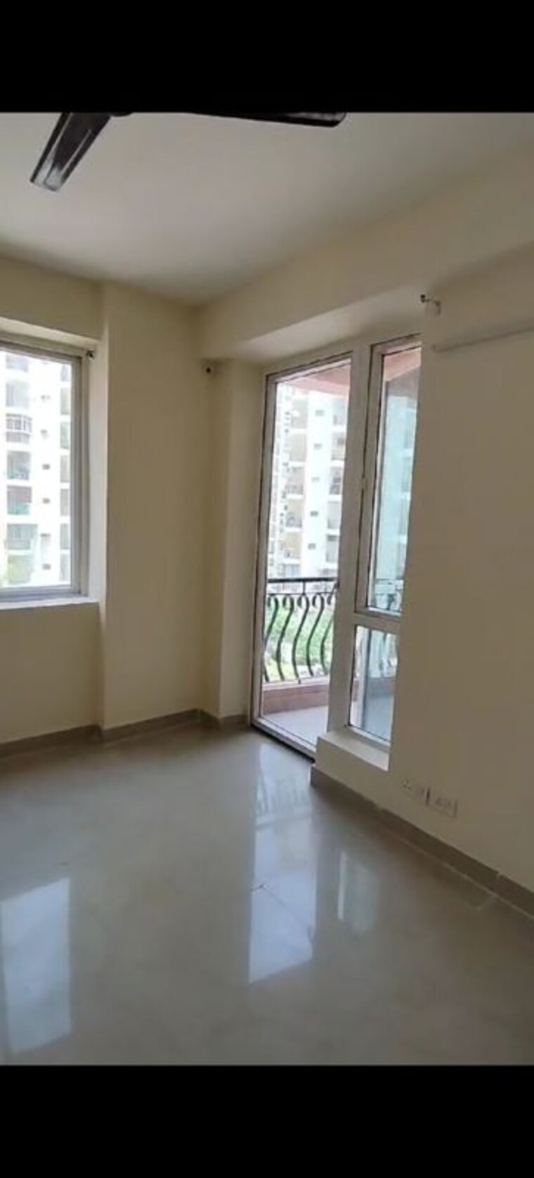 Room, sikka-karmic-greens 2.5 Bedroom 1210 Sq.Ft. Apartment In Sector 78 Noida 10444449