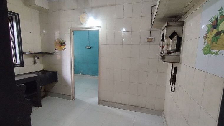 Bathroom, om-surya-chs-dombivli 2 Bedroom 700 Sq.Ft. Apartment In Dombivli West Thane 10444463