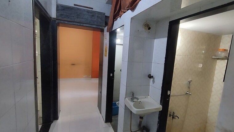 Bathroom, om-surya-chs-dombivli 2 Bedroom 700 Sq.Ft. Apartment In Dombivli West Thane 10444463