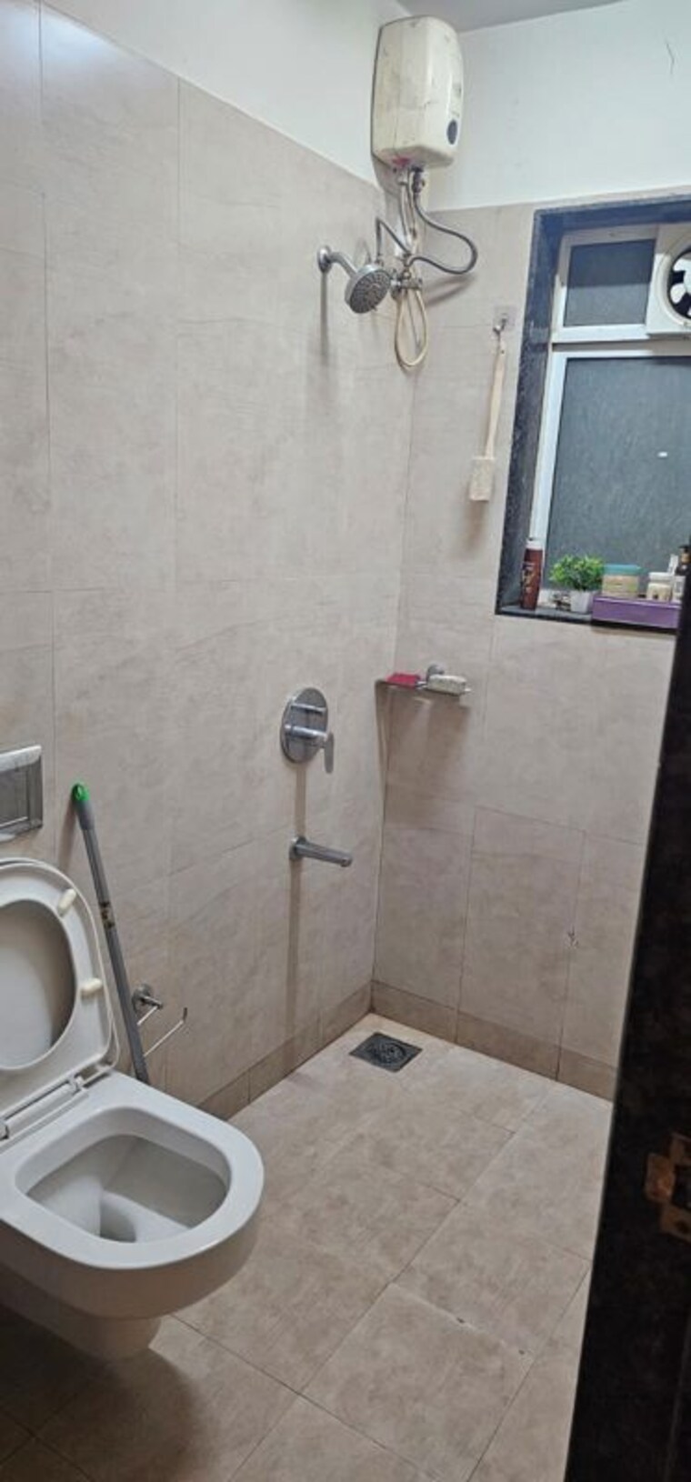 Bathroom, sandesh nagar 3 Bedroom 1000 Sq.Ft. Apartment In Sandesh Nagar Mumbai 10444570
