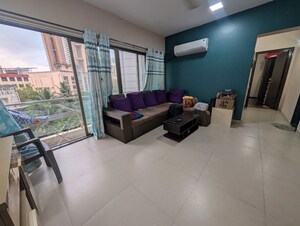 1 BHK Apartment For Rent in Conwood Astoria, Goregaon East