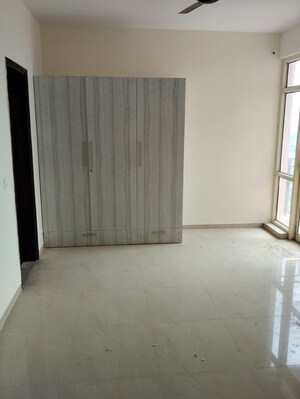 Bedroom in 4 BHK Apartment at Omaxe Heights, Sector 86 – for Rent