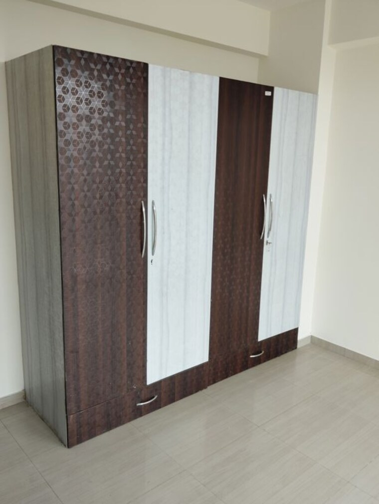 Bedroom, omaxe-heights 4 Bedroom 2350 Sq.Ft. Apartment In Sector 86 Faridabad 10444590