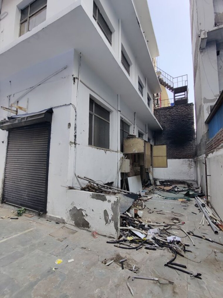 Common Area, sector 63 Commercial Warehouse 10000 Sq.Ft. In Sector 63 Noida 10444510