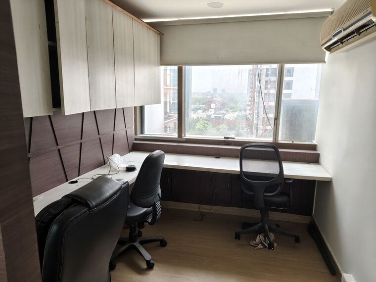 Team Area, netaji subhash place Commercial Office Space 840 Sq.Ft. In Netaji Subhash Place Delhi 10444605