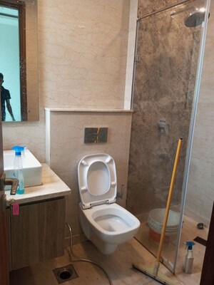 Bathroom in 3 BHK Apartment at Ambience Creacions, Sector 22 – for Rent