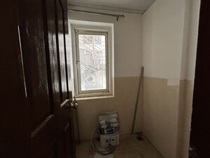 Bathroom in 3 BHK Apartment at Jaypee Greens Pavilion Court, Sector 128 – for Rent