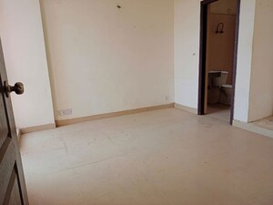 Room in 3 BHK Apartment at Omaxe Royal Residency Faridabad, Sector 79 – for Sale