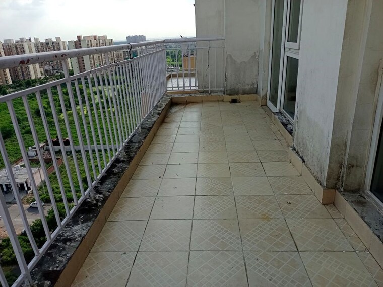 Balcony, omaxe-royal-residency-faridabad 3 Bedroom 1900 Sq.Ft. Apartment In Sector 79 Faridabad 10444688
