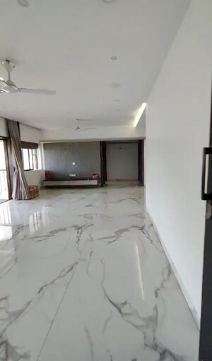Kitchen in 2 BHK Apartment at Buena Vista Nariman Point, Nariman Point – for Rent