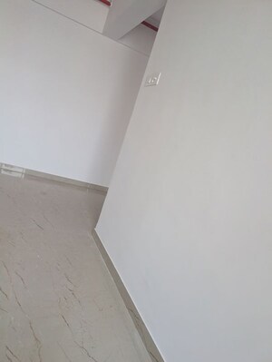 Furnished Amenities in 2 BHK Apartment at Neminath Nemi Bhavan, Goregaon West – for Rent