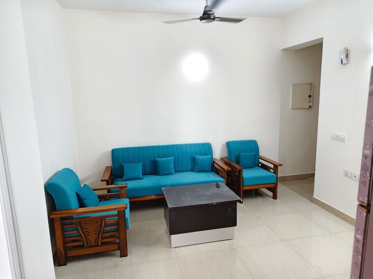 Living Room, shree-vardhman-mantra 2 Bedroom 900 Sq.Ft. Apartment In Sector 67 Gurgaon 10444773