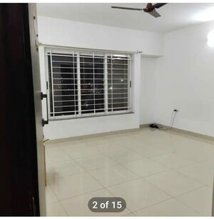 Room in 2.5 BHK Apartment at Amanora Trendy Homes, Hadapsar – for Rent