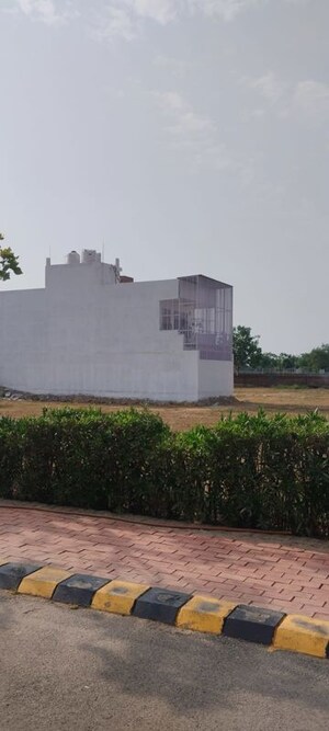 Plot For Sale in Omaxe City - Omaxe Heights, Sector 97
