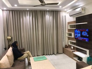 Team Area in 2 BHK Apartment at Godrej Oasis, Sector 88a – for Sale